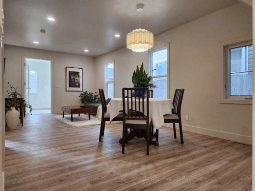308 7A Avenue South, Lethbridge, AB - Indoor Photo Showing Dining Room