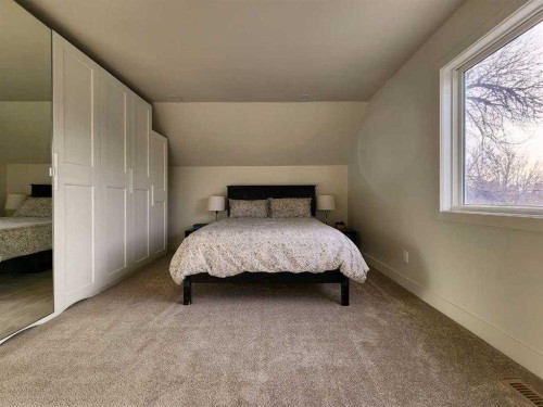 308 7A Avenue South, Lethbridge, AB - Indoor Photo Showing Bedroom