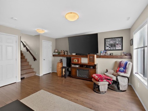 645 Silkstone Point West, Lethbridge, AB - Indoor