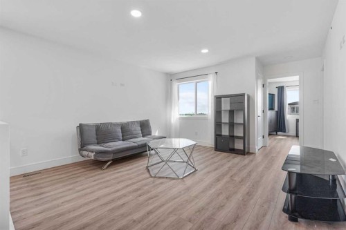 282 Caribou Way North, Lethbridge, AB 