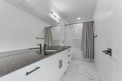 282 Caribou Way North, Lethbridge, AB 
