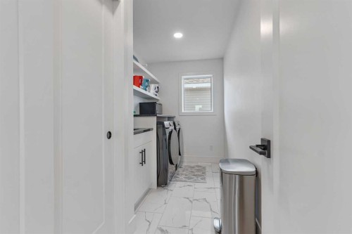 282 Caribou Way North, Lethbridge, AB 
