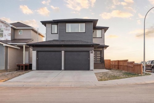 282 Caribou Way North, Lethbridge, AB 