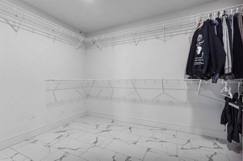 282 Caribou Way North, Lethbridge, AB 