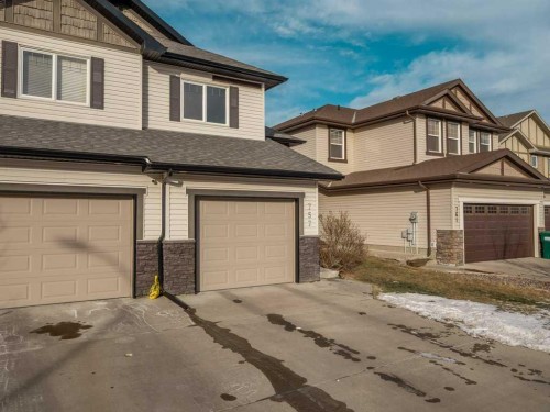 757 Silkstone Close West, Lethbridge, AB - Outdoor
