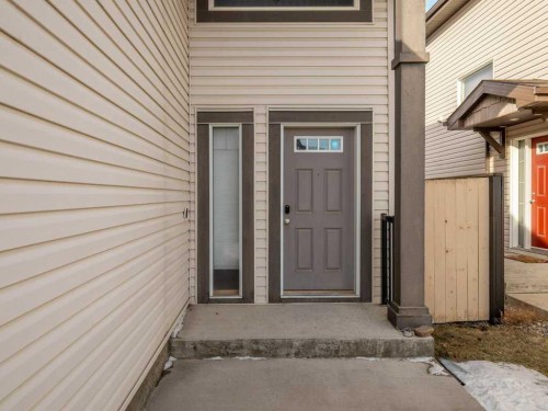 757 Silkstone Close West, Lethbridge, AB - Outdoor With Exterior