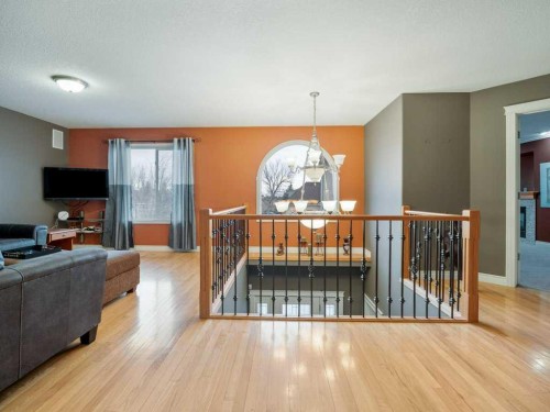 145 Canyon Close West, Lethbridge, AB - Indoor