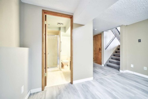 88 Cayuga Crescent West, Lethbridge, AB - Indoor Photo Showing Other Room