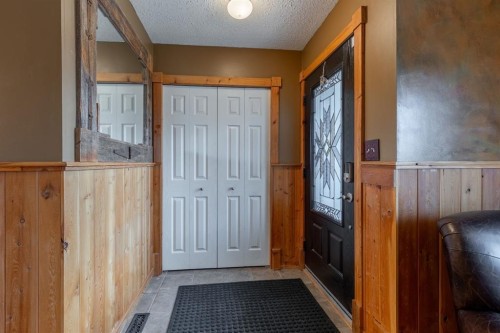 583 8 Avenue West, Cardston, AB - Indoor Photo Showing Other Room