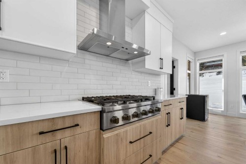 70 Kananaskis Drive, Coleman, AB - Indoor Photo Showing Kitchen With Upgraded Kitchen