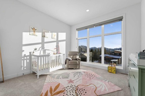 70 Kananaskis Drive, Coleman, AB - Indoor Photo Showing Bedroom