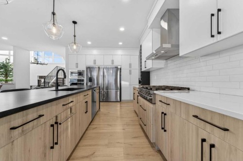 70 Kananaskis Drive, Coleman, AB - Indoor Photo Showing Kitchen With Upgraded Kitchen