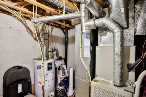 25 S 50 W, Raymond, AB - Indoor Photo Showing Basement