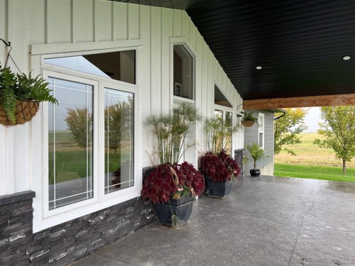 92008 Range Road 195, Rural Lethbridge County, AB - Outdoor With Deck Patio Veranda With Exterior