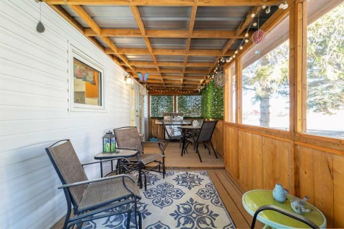 101 6 Avenue Ne, Milk River, AB -  With Deck Patio Veranda With Exterior