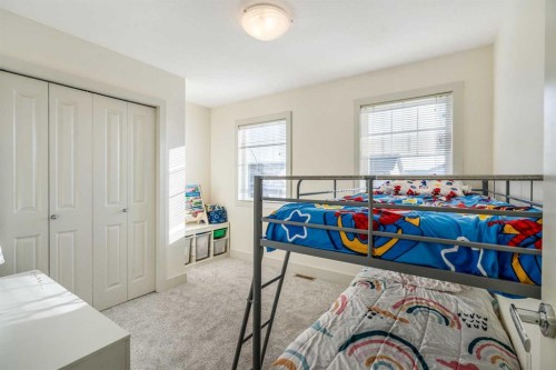 843 Silkstone Close West, Lethbridge, AB - Indoor Photo Showing Bedroom