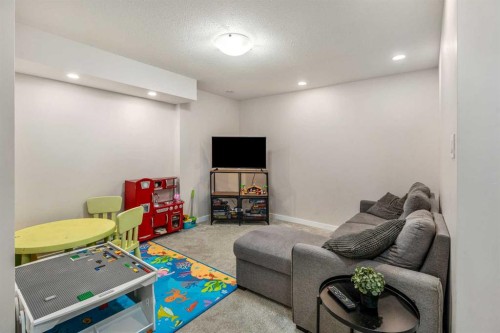 843 Silkstone Close West, Lethbridge, AB - Indoor