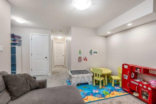 843 Silkstone Close West, Lethbridge, AB - Indoor