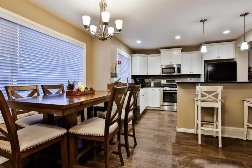 47 Lasalle Road West, Lethbridge, AB - Indoor Photo Showing Dining Room