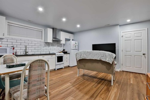 47 Lasalle Road West, Lethbridge, AB - Indoor