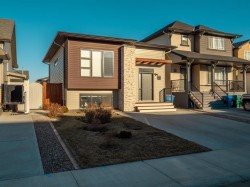 842 Greywolf Run NORTH Lethbridge, AB T1H 7G6