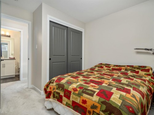 842 Greywolf Run North, Lethbridge, AB - Indoor Photo Showing Bedroom