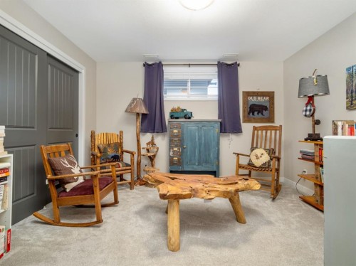 842 Greywolf Run North, Lethbridge, AB - Indoor