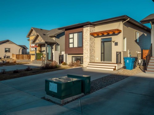 842 Greywolf Run North, Lethbridge, AB - Outdoor With Deck Patio Veranda