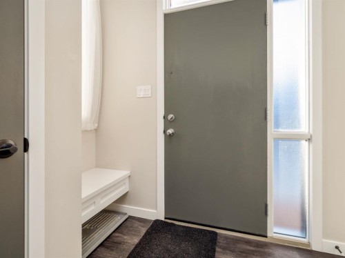 842 Greywolf Run North, Lethbridge, AB - Indoor Photo Showing Other Room