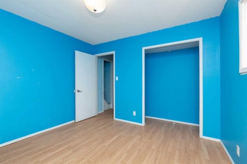 209 Mt Blakiston Road West, Lethbridge, AB - Indoor Photo Showing Other Room