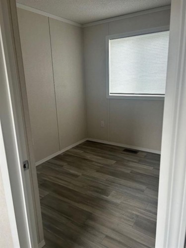 2015 Sunflower Crescent, Coaldale, AB - Indoor Photo Showing Other Room