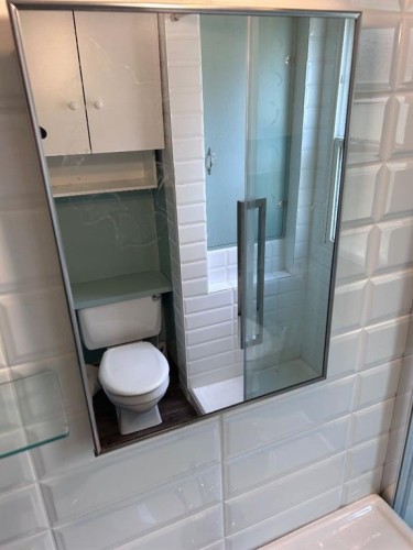 1212 7 Avenue South, Lethbridge, AB - Indoor Photo Showing Bathroom