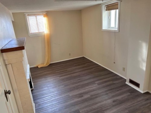 1212 7 Avenue South, Lethbridge, AB - Indoor Photo Showing Other Room