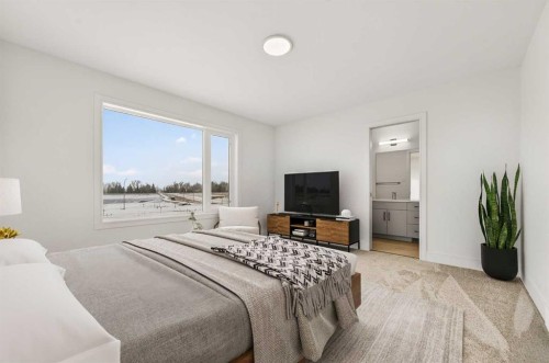2533 16 Avenue, Coaldale, AB - Indoor Photo Showing Bedroom