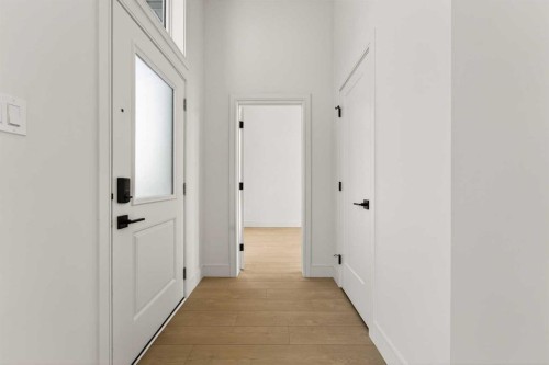 2533 16 Avenue, Coaldale, AB - Indoor Photo Showing Other Room