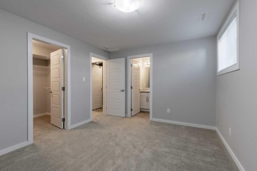 4-1202 Keystone Road West, Lethbridge, AB - Indoor Photo Showing Other Room