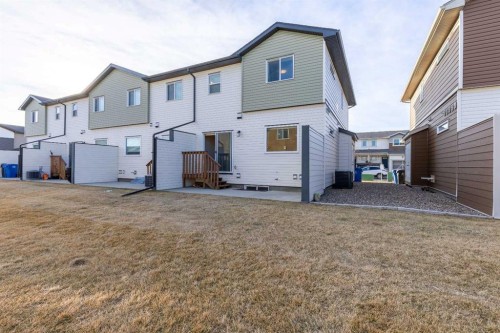 4-1202 Keystone Road West, Lethbridge, AB - Outdoor With Exterior
