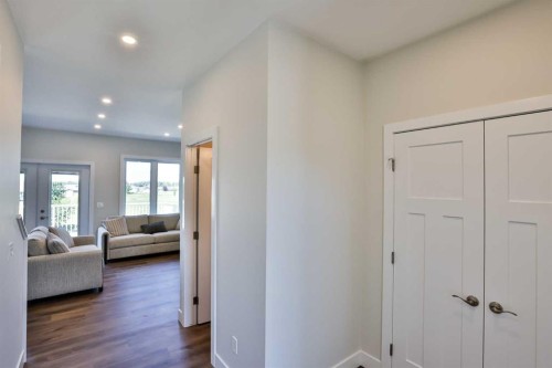 714 Fairways Drive, Vulcan, AB - Indoor Photo Showing Other Room