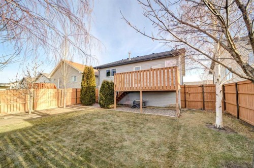 425 Edinburgh Road West, Lethbridge, AB - Outdoor With Deck Patio Veranda