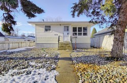 1118 8 Street NORTH Lethbridge, AB T1H 1Z4