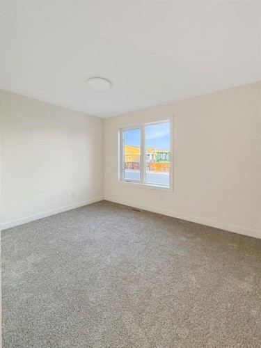 12 Northlander Way West, Lethbridge, AB - Indoor Photo Showing Other Room