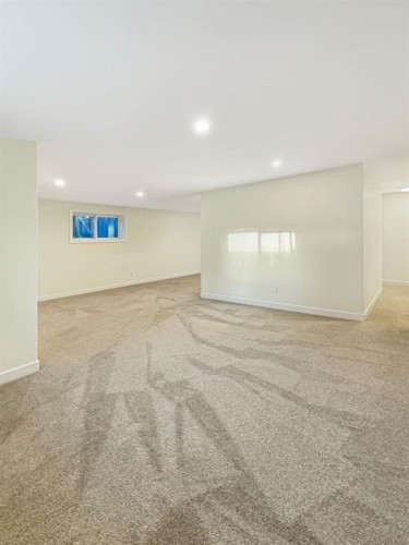 12 Northlander Way West, Lethbridge, AB - Indoor