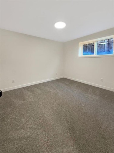 12 Northlander Way West, Lethbridge, AB - Indoor Photo Showing Other Room