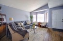 43 Chilcotin Way West, Lethbridge, AB  - Indoor Photo Showing Living Room 