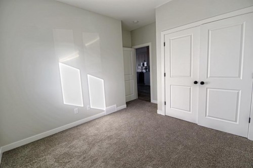 375 Skeena Crescent West, Lethbridge, AB - Indoor Photo Showing Other Room