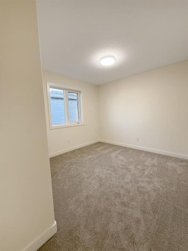 951 41 Avenue North, Lethbridge, AB - Indoor Photo Showing Other Room