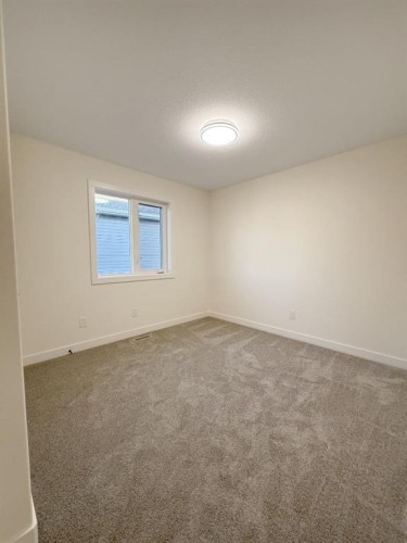 951 41 Avenue North, Lethbridge, AB - Indoor Photo Showing Other Room