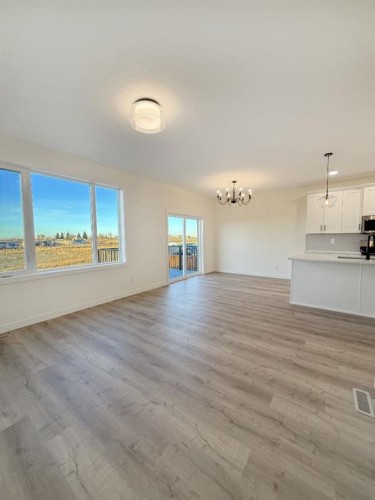 951 41 Avenue North, Lethbridge, AB - Indoor