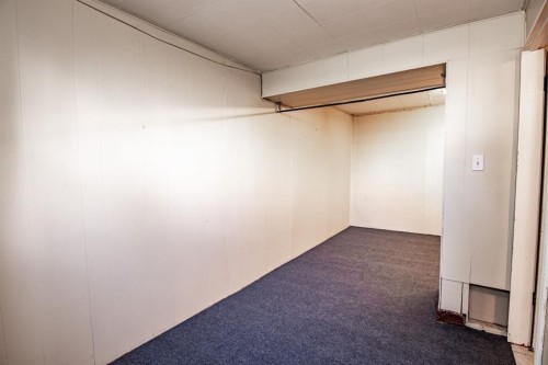 604 Terrace Park, Red Deer, AB - Indoor Photo Showing Other Room