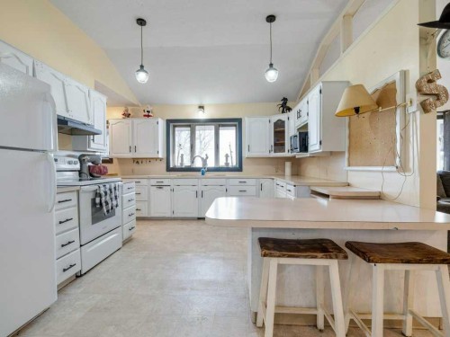 63004A 5 Highway, Welling, AB - Indoor Photo Showing Kitchen With Double Sink